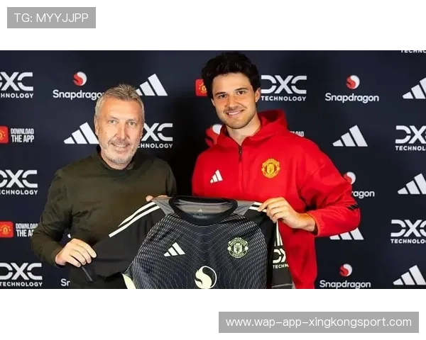 曼联谈判曝光！世界级门将差点加盟