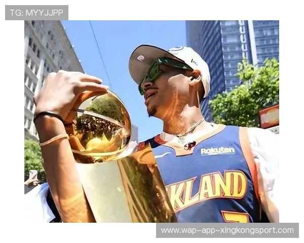 勇士队继续追逐历史，争夺千禧冠军，勇士队夺冠球员名单