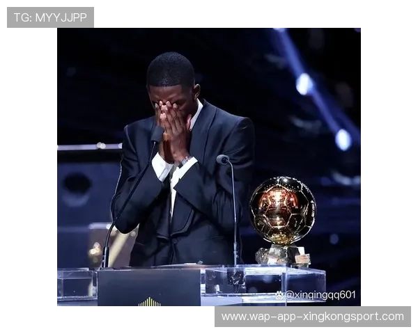 巴黎攻势层层叠加，登贝莱动作灵动